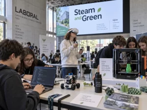 Gijón acerca la robótica, la realidad virtual y la impresión 3D a los más jóvenes